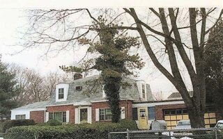 1369 Pea Pond Rd, Bellmore, NY 11710