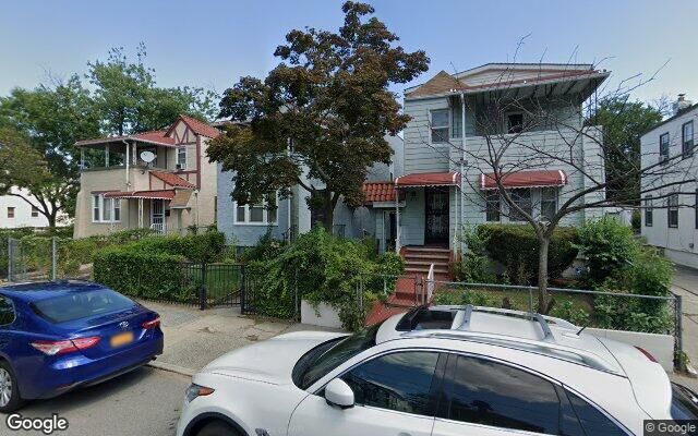 137-05 233rd St, Rosedale, NY 11422
