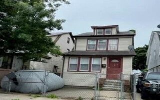 137-23 249th St, Rosedale, NY 11422