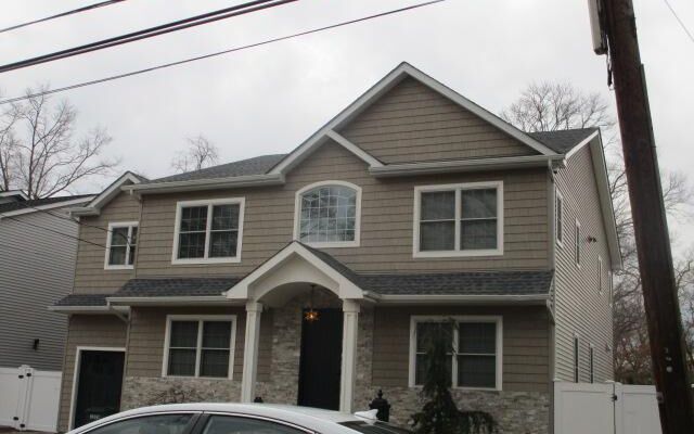 1376 Gaston St, Wantagh, NY 11793