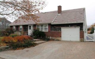 138 Araca Rd, Babylon, NY 11702