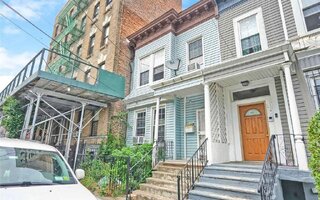 1380 Bristow St, Bronx, NY 10459