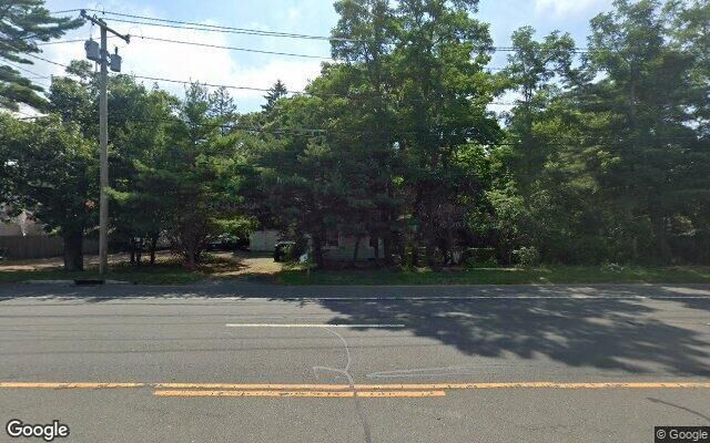 1384 N Ocean Ave, Medford, NY 11763