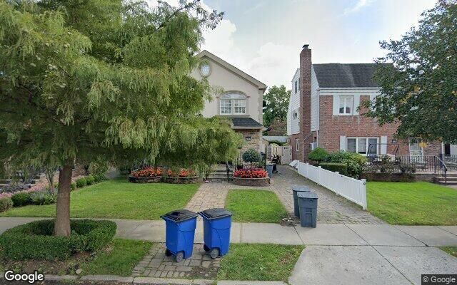 139-16 72nd Rd, Flushing, NY 11367
