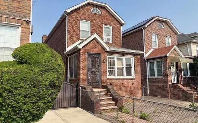 1395 E 46th St, Brooklyn, NY 11234 (Porch)