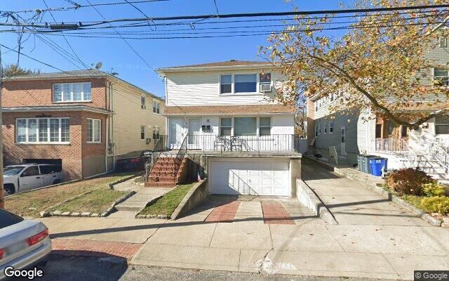 14-25 Pt Breeze Pl, Far Rockaway, NY 11691