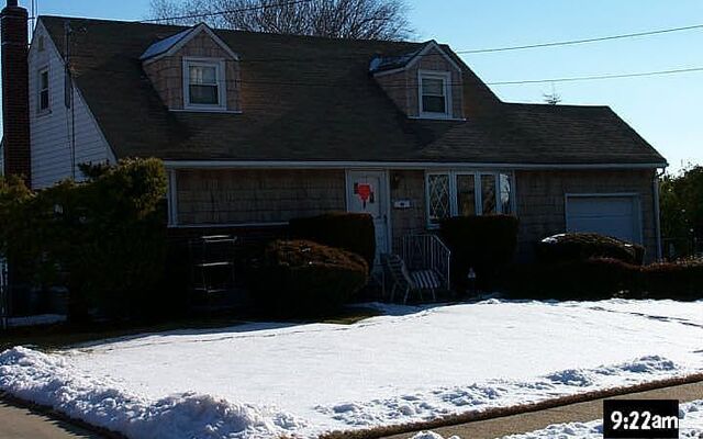 14 Byron St, Bethpage, NY 11714