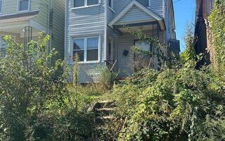 14 Dongan St, Staten Island, NY 10310