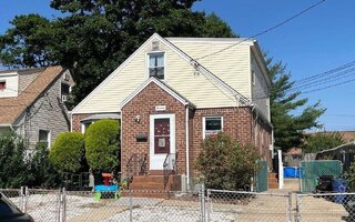 14 Emporia Ave, Elmont, NY 11003