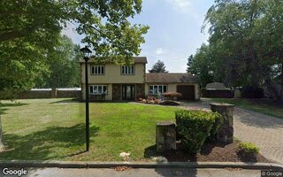 14 Hemlock Rd, Mount Sinai, NY 11766