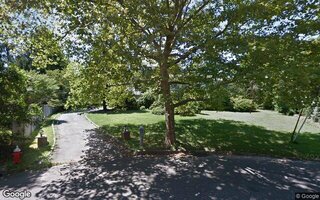 14 Mannetto Ct, Huntington, NY 11743
