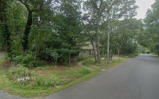 14 Muir Blvd, East Hampton, NY 11937