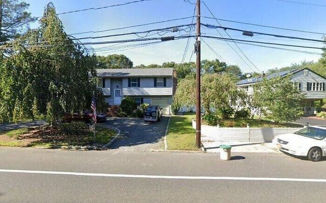 1401 Spur Dr S, Islip, NY 11751 (Road)
