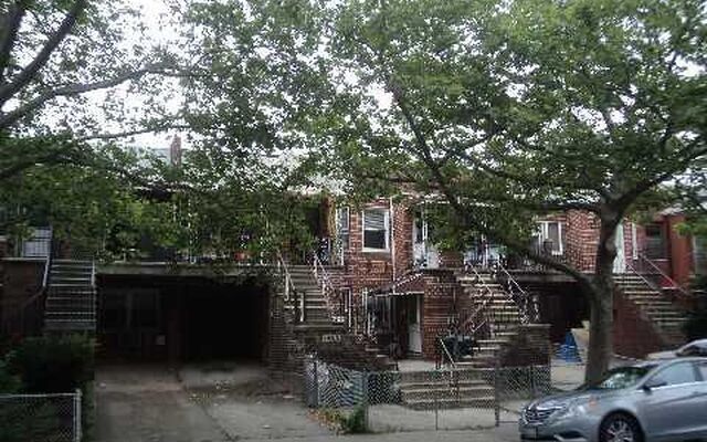 1405 E 100th St, Brooklyn, NY 11236