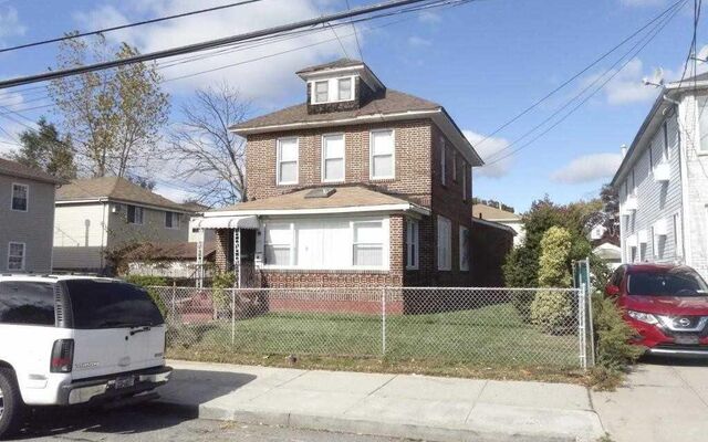 141-38 249th St, Rosedale, NY 11422 (House View)