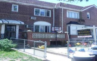 141-52 71st Ave, Flushing, NY 11367