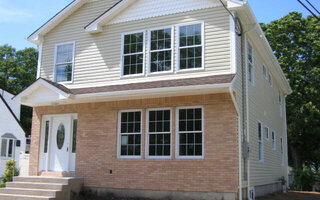 141 Brooks Ave, Roosevelt, NY 11575