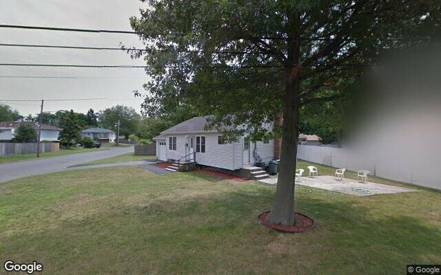 141 Front Ave, Brentwood, NY 11717