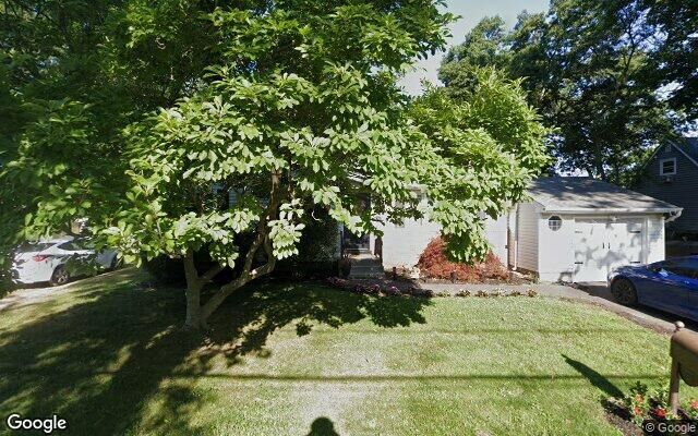 1410 Hummel Ave, Holbrook, NY 11741