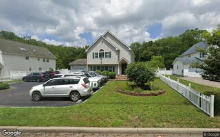 1415 Spur Dr S, Islip, NY 11751