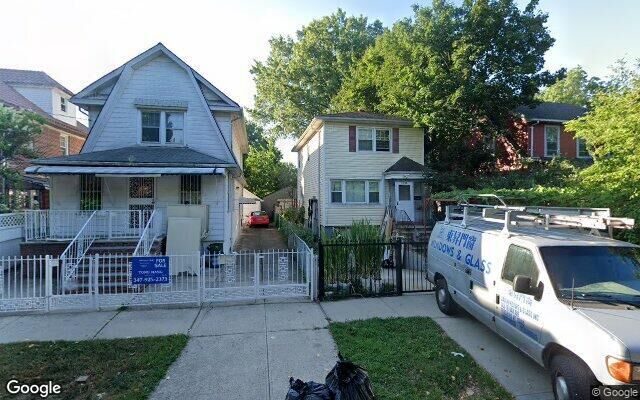 142-10 Oak Ave, Flushing, NY 11355