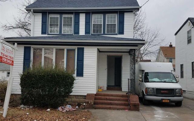 142-46 249th St, Rosedale, NY 11422