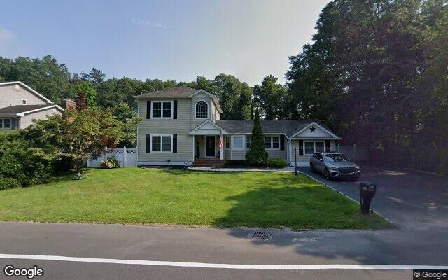 142 Southaven Ave, Medford, NY 11763