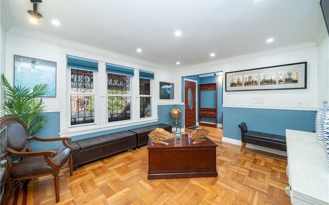 1426 White Plains Rd, Bronx, NY 10462 (Living Room)