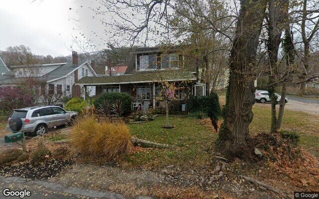 143 Harbor Rd, Cold Spring Harbor, NY 11724