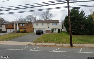 144 Forest Ave, Locust Valley, NY 11560