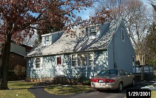 145 N Hawthorne St, Massapequa, NY 11758