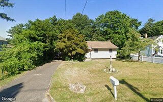 1456 Locust Ave, Bohemia, NY 11716