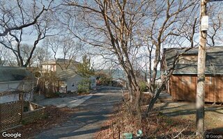 146 Hillcrest Dr, Calverton, NY 11933
