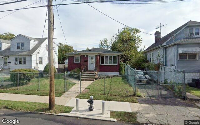 147 Maple Pkwy, Staten Island, NY 10303