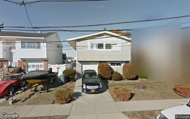 148 Meister Blvd S, Freeport, NY 11520