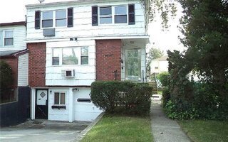 149-71 253rd St, Rosedale, NY 11422