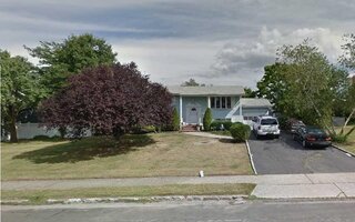 15 Briarwood Rd, Wyandanch, NY 11798
