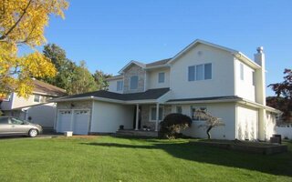 15 Chemung Pl, Jericho, NY 11753