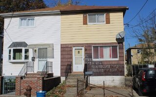 15 Downey Pl, Staten Island, NY 10303