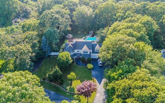 15 Hampton Dr, Center Moriches, NY 11934 (Aerial View)