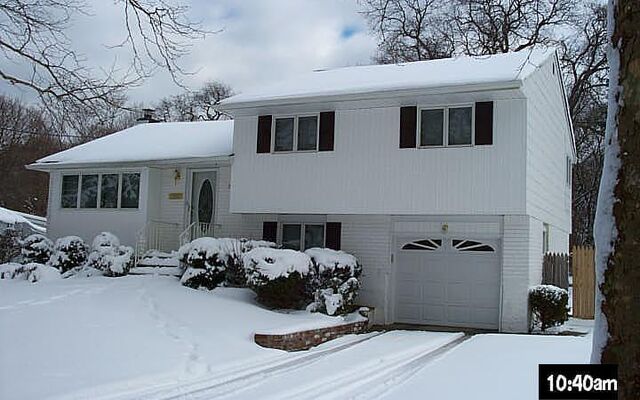 15 Jerome Rd, Syosset, NY 11791