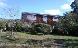 15 Kyle St, Bellport, NY 11713