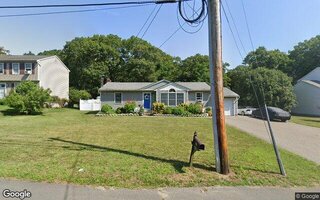 15 Mill Ln, Medford, NY 11763
