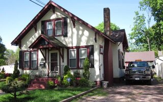 15 Park Pl, Roosevelt, NY 11575