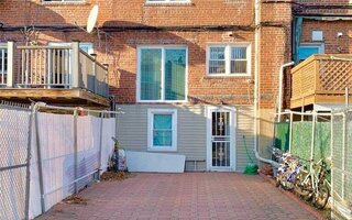 150-32 78th Ave, Flushing, NY 11367