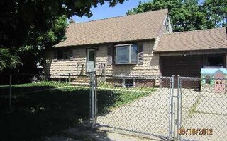 150 Louis St, Copiague, NY 11726