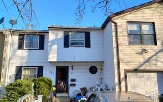 151 Regis Dr, Staten Island, NY 10314