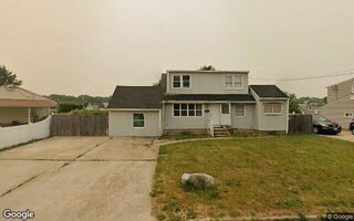 152 Westwood Dr, Brentwood, NY 11717