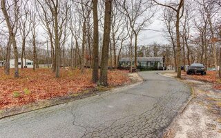 154 E Woodside Ave, Patchogue, NY 11772