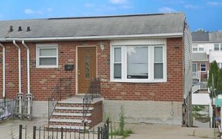 1544 Ohm Ave, Bronx, NY 10465
